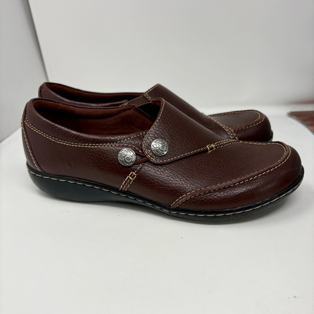 clark’s brown leather loafer flat shoes size 8